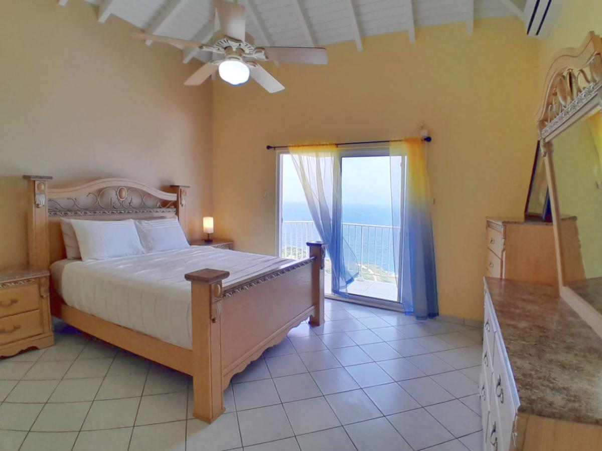 Big 3BR apartment for rent in St Maarten Point Blanche. Ocean View Sunrise Breeze Peaceful NEW PRICE