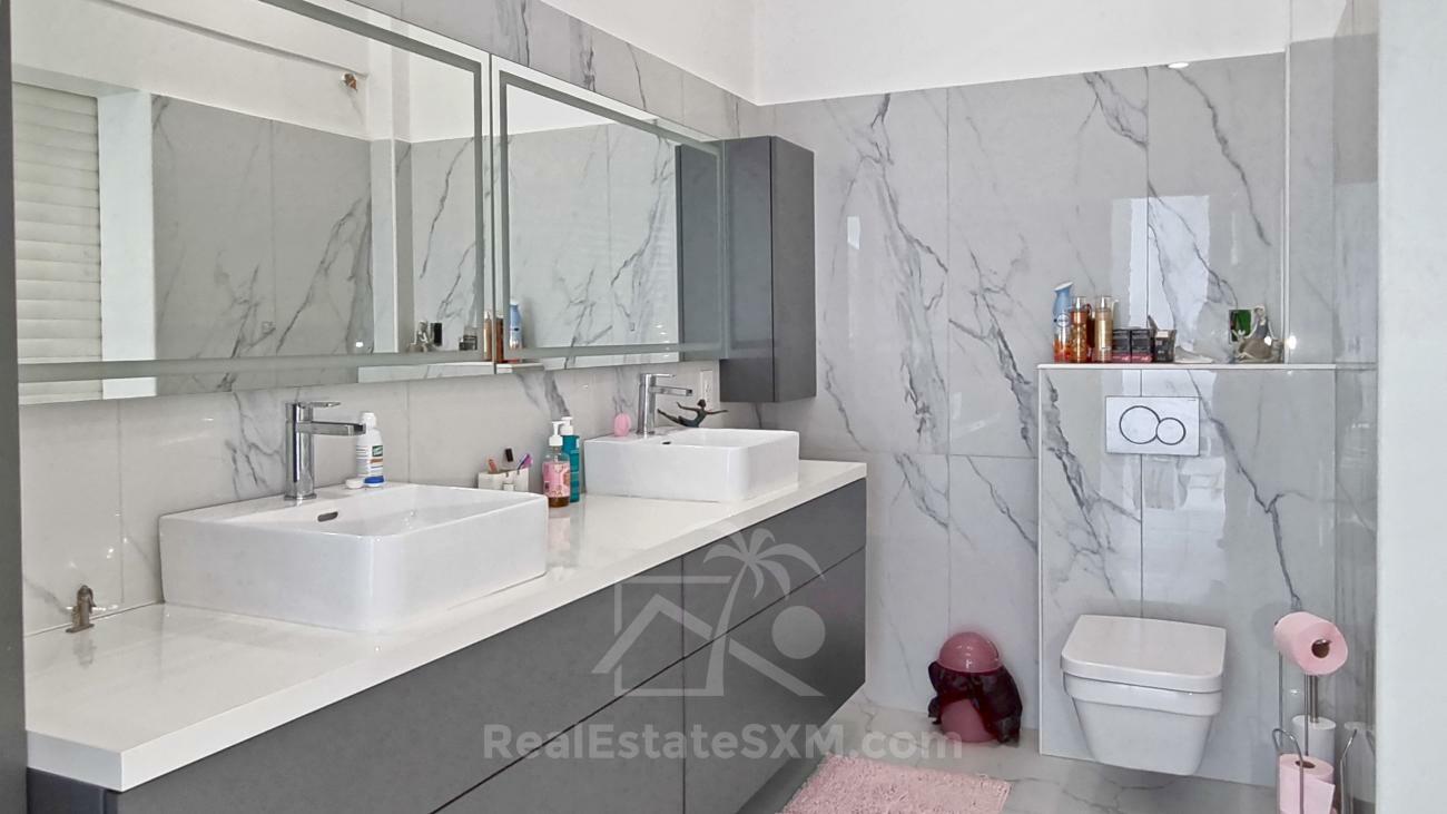 Caribbean Luxury Villa Cleavage For SALE Sint Maarten top of Pelican Key. Gorgeous sea views. 
