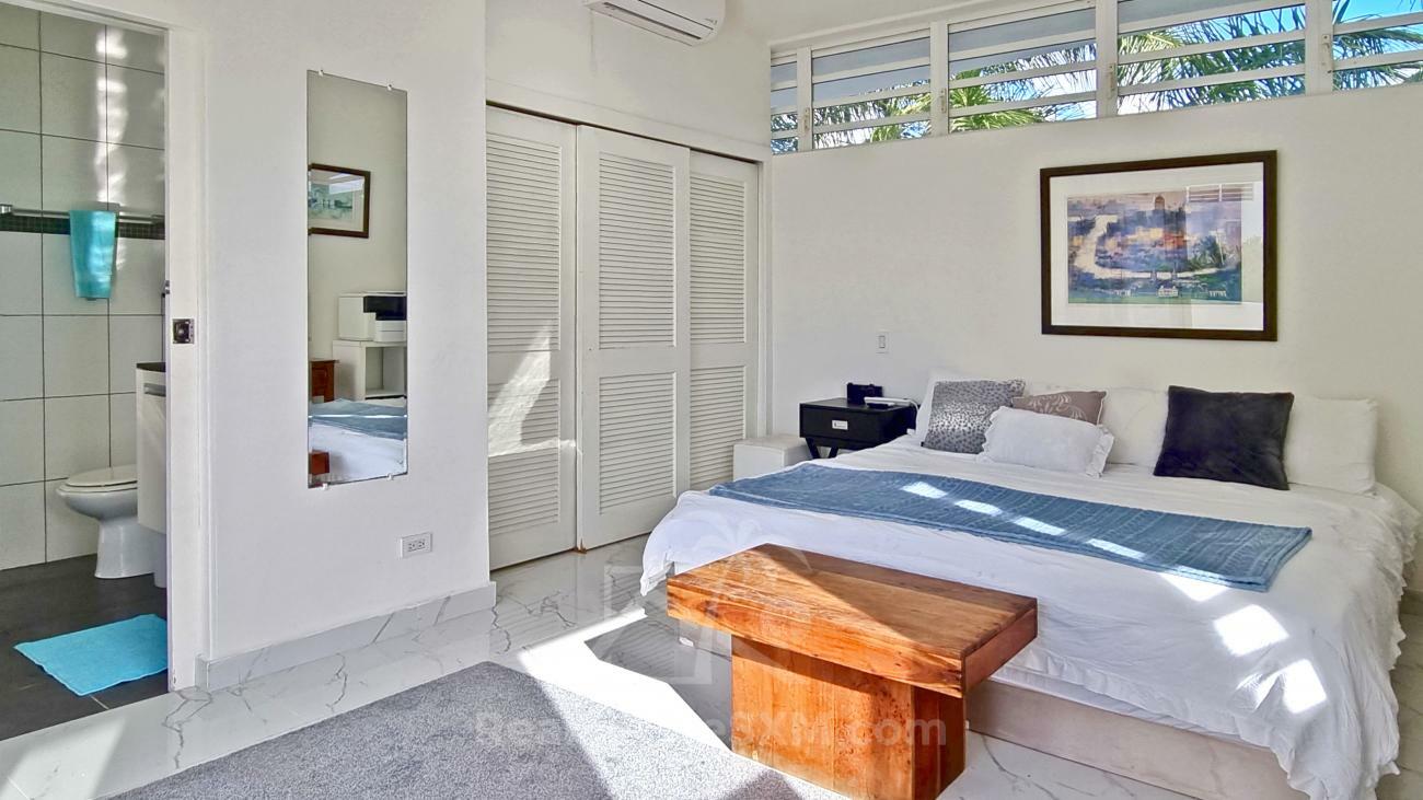 Caribbean Luxury Villa Cleavage For SALE Sint Maarten top of Pelican Key. Gorgeous sea views. 