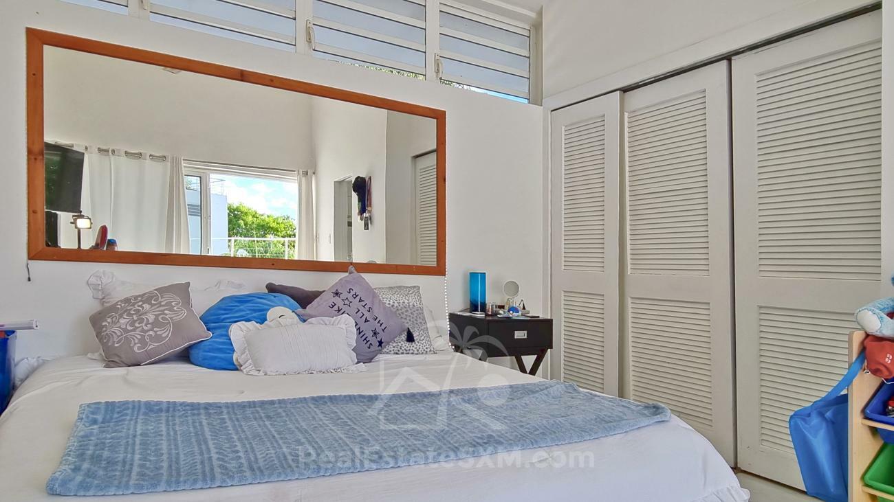 Caribbean Luxury Villa Cleavage For SALE Sint Maarten top of Pelican Key. Gorgeous sea views. 