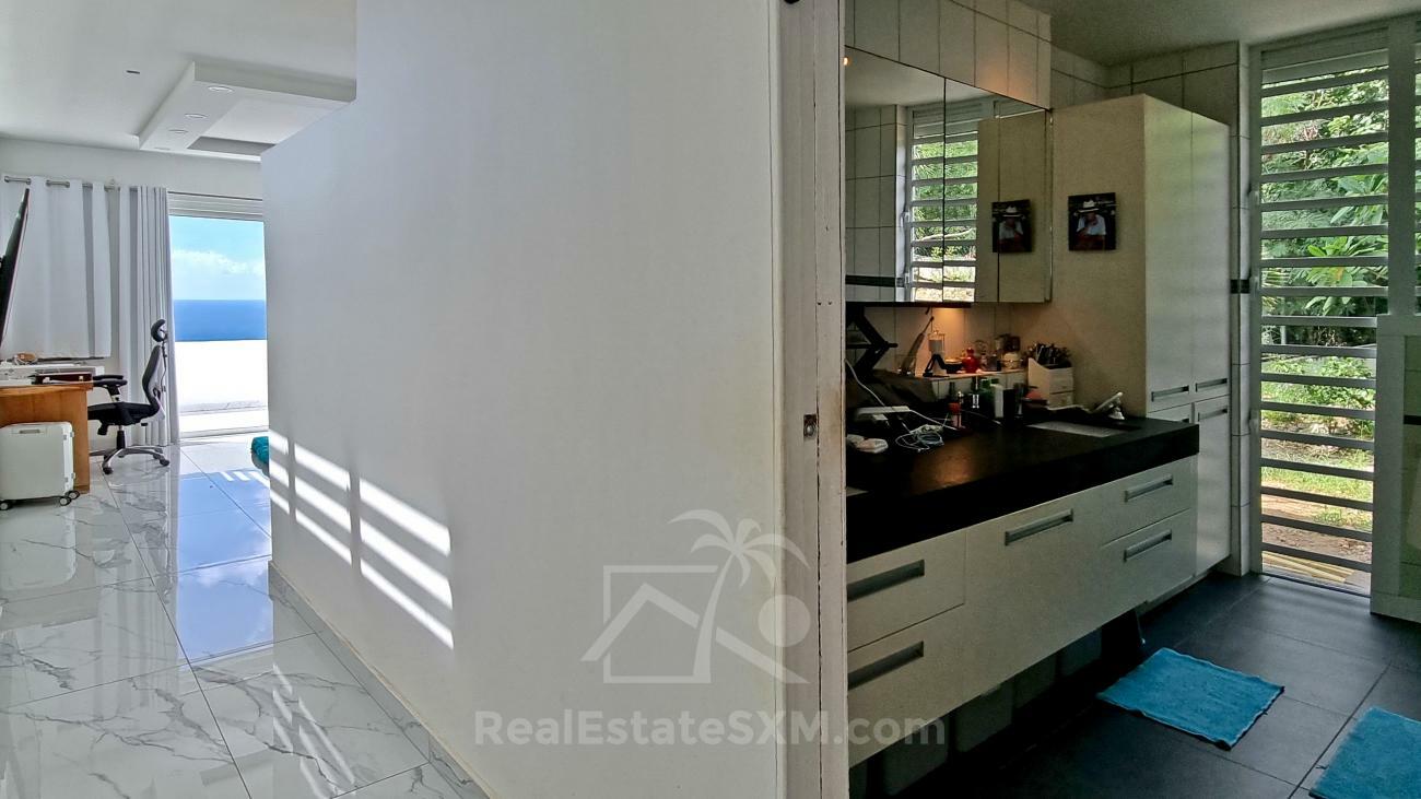 Caribbean Luxury Villa Cleavage For SALE Sint Maarten top of Pelican Key. Gorgeous sea views. 