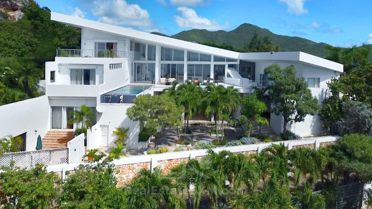Caribbean Luxury Villa Cleavage For SALE Sint Maarten top of Pelican Key. Gorgeous sea views. 