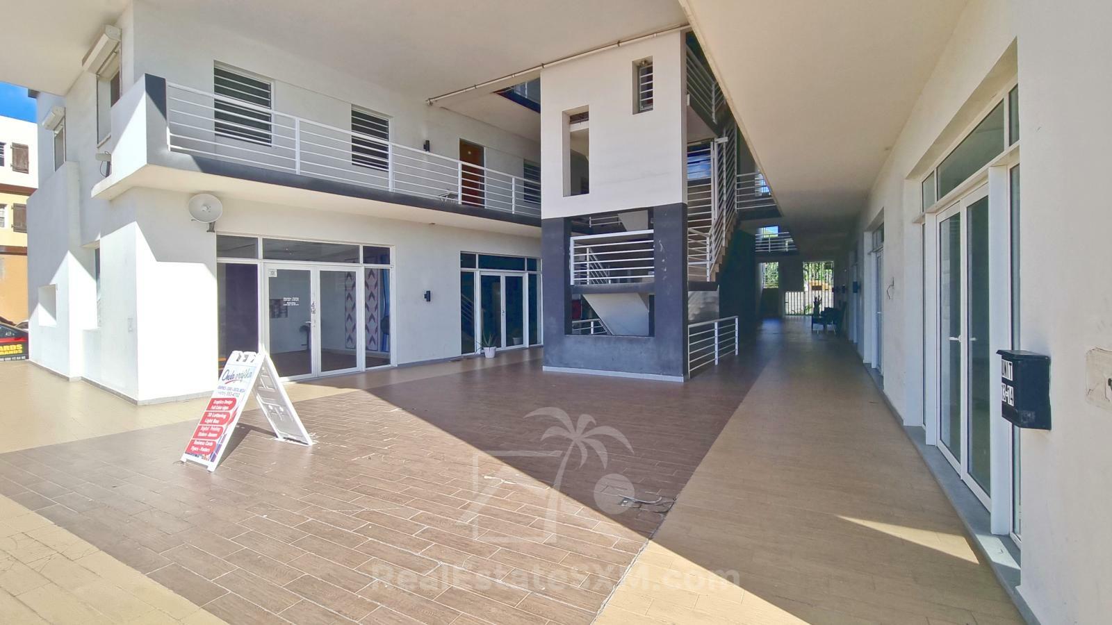 100sqm Commercial space in St Maarten Cole Bay. Welfare Rd, Sky Building. Main road. 