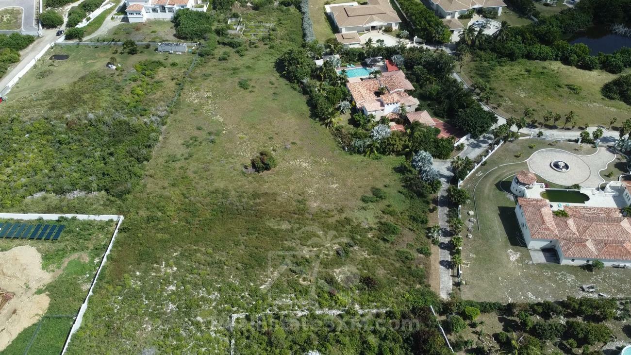 Big lot for sale in St Maarten, Guana Bay Beach 3933sqm Ocean View. Gated upscale residential area.