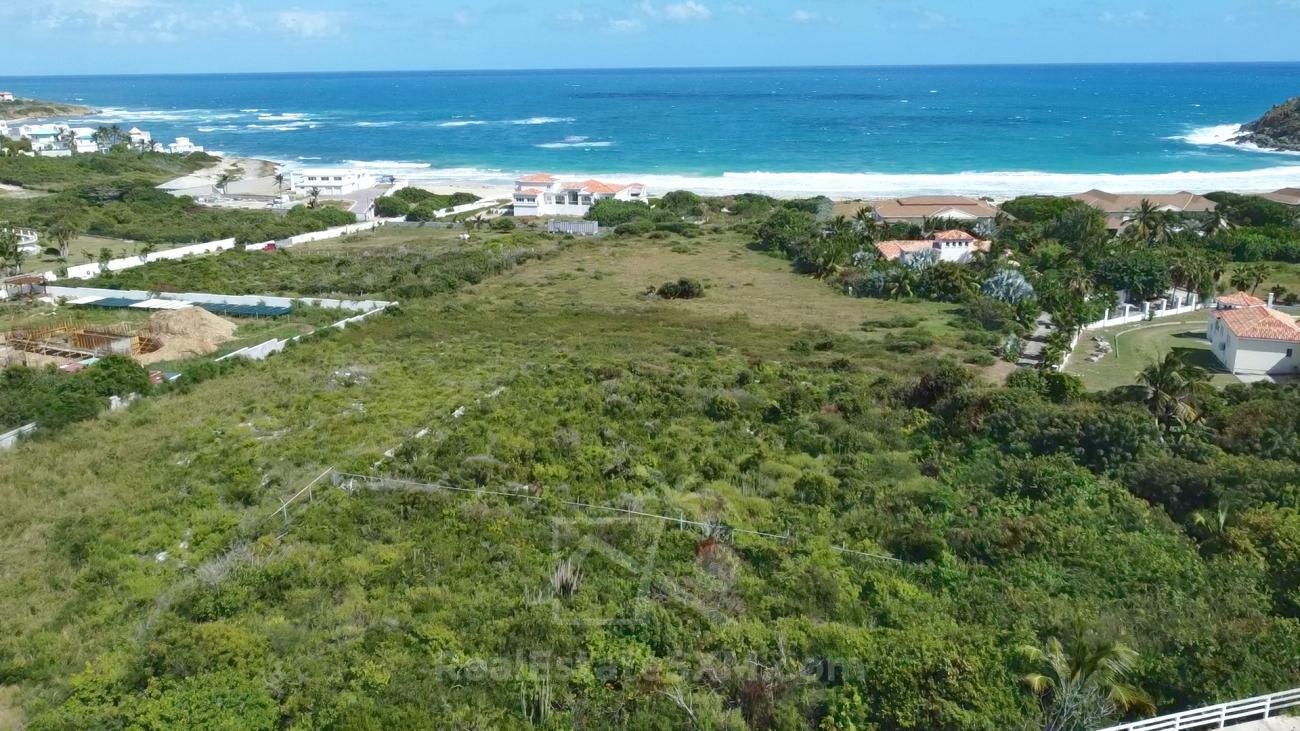 Big lot for sale in St Maarten, Guana Bay Beach 3933sqm Ocean View. Gated upscale residential area.