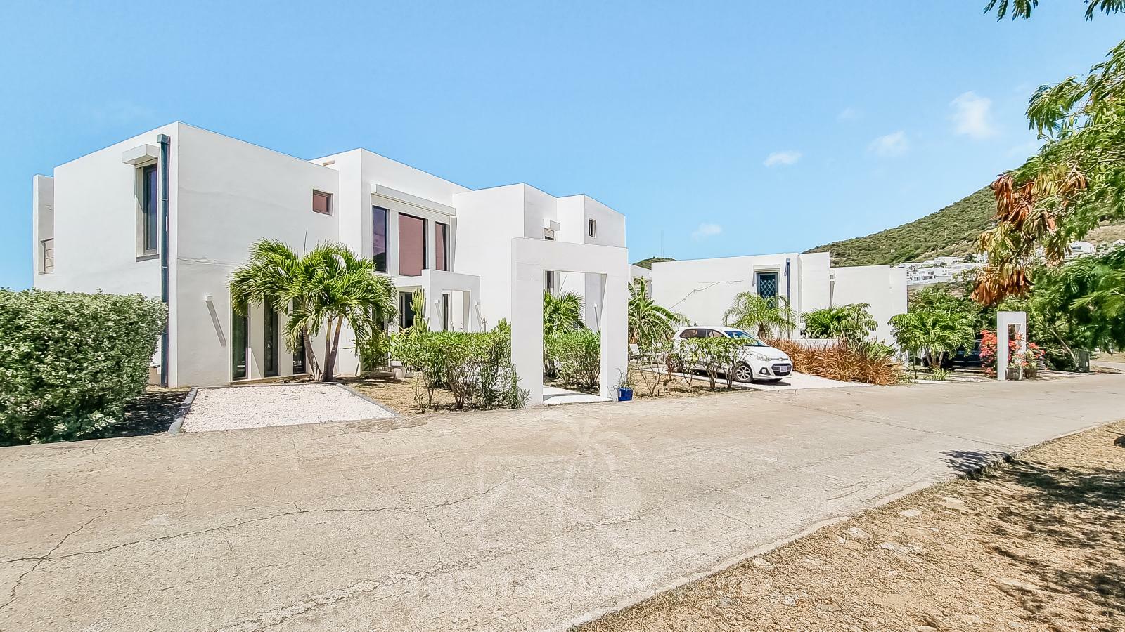 Luxury Modern Villa Spring Sea for sale, St Maarten, Indigo Bay. Caribbean Sea. Sunsets. Good ROI