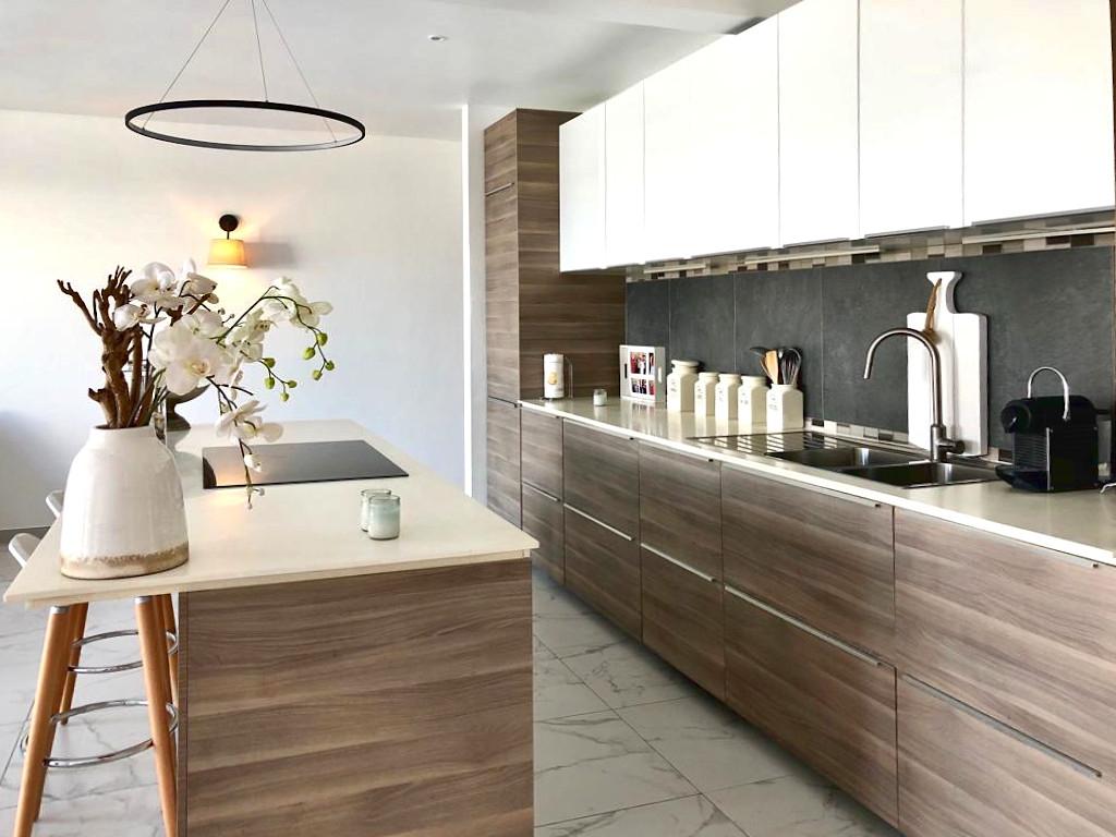 Home for rent St Maarten, 2BR modern condo in Guana Bay. Ocean and St Barts view. Gated. Vanina Res.