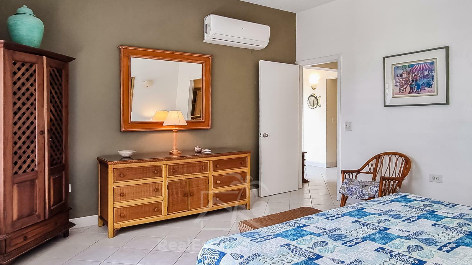 Ocean-front 2BR Spacious Apartment For Rent St Maarten Cupecoy Beach Club. Sunsets. Quiet. Gated