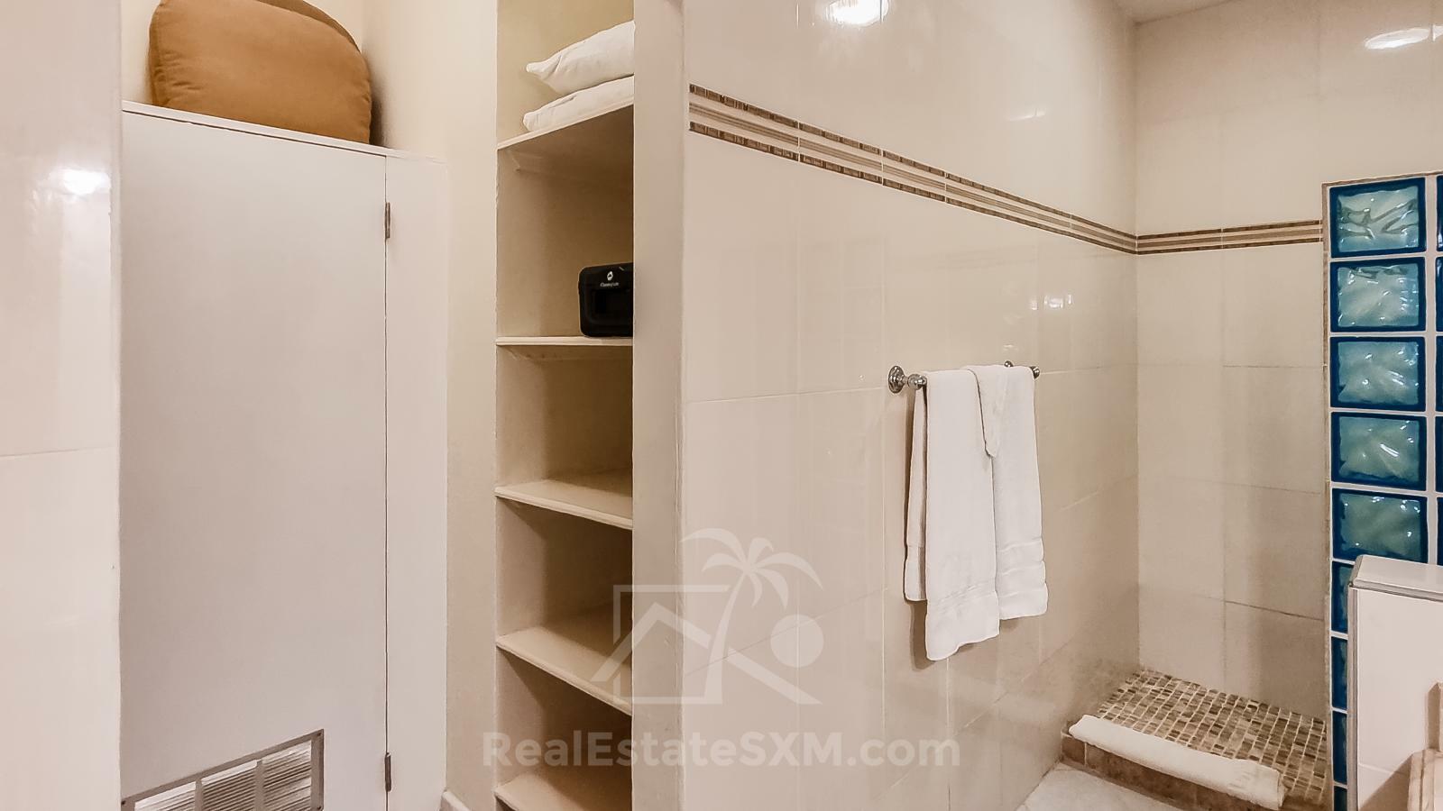 Ocean-front 2BR Spacious Apartment For Rent St Maarten Cupecoy Beach Club. Sunsets. Quiet. Gated