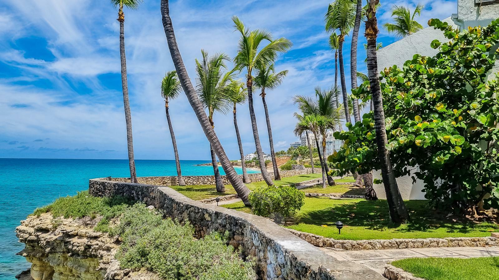 Ocean-front 2BR Spacious Apartment For Rent St Maarten Cupecoy Beach Club. Sunsets. Quiet. Gated
