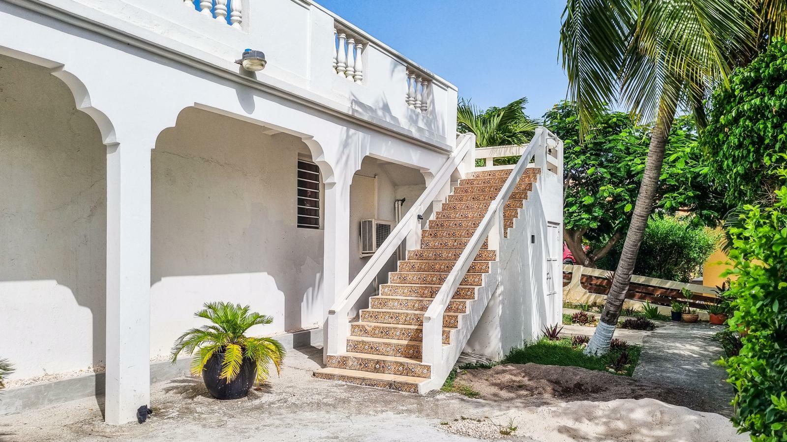 Caribbean Villa Domila for sale in St Maarten, Pelican Key. Ocean view & Sunsets. Rental income