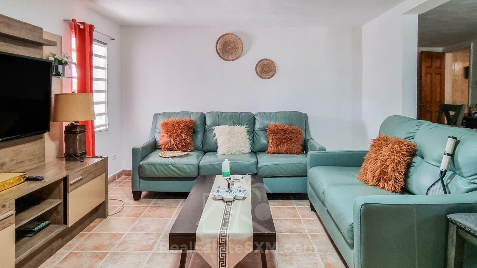 Caribbean Villa Domila for sale in St Maarten, Pelican Key. Ocean view & Sunsets. Rental income