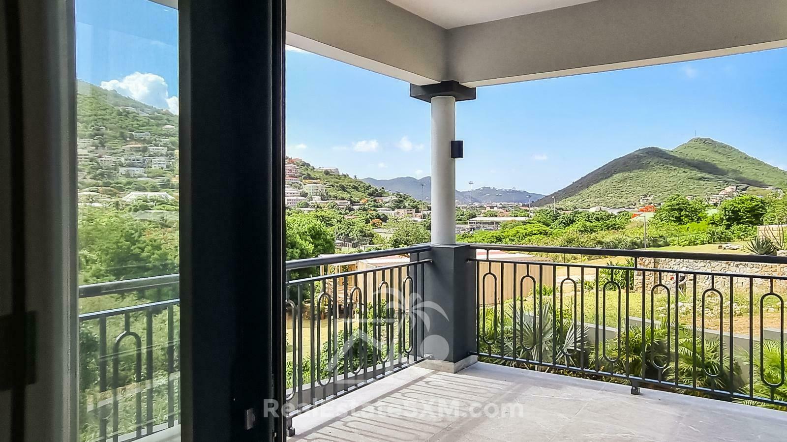 Investment Building for Sale SXM. Gated Community. Beautiful View. Generator and Cistern. Garage.