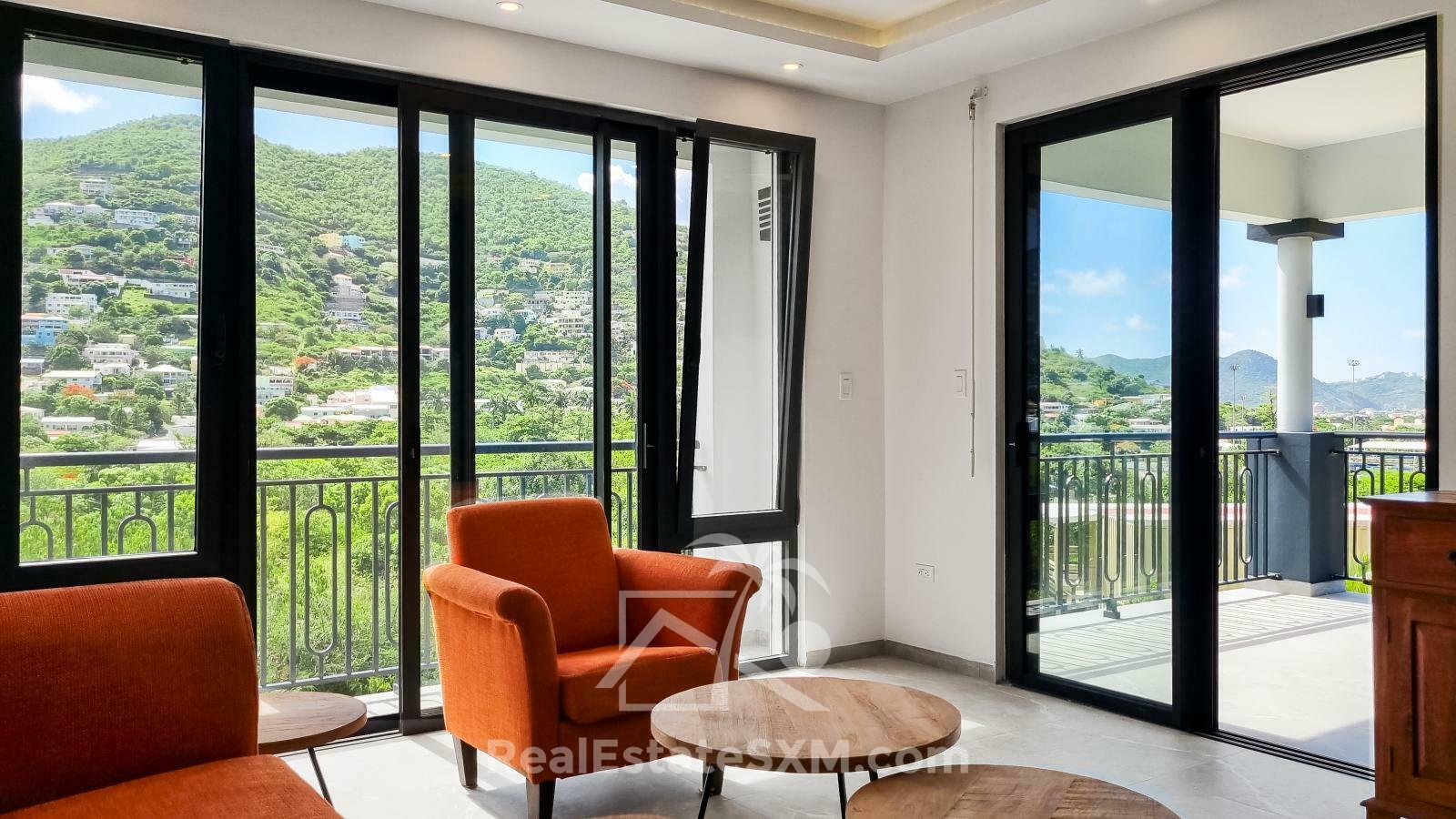 Investment Building for Sale SXM. Gated Community. Beautiful View. Generator and Cistern. Garage.