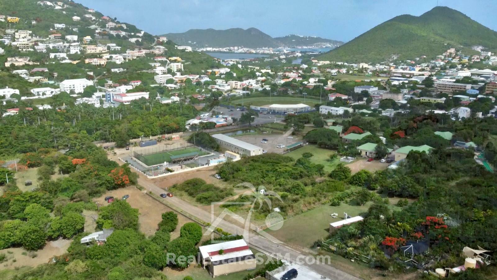 Investment Building for Sale SXM. Gated Community. Beautiful View. Generator and Cistern. Garage.