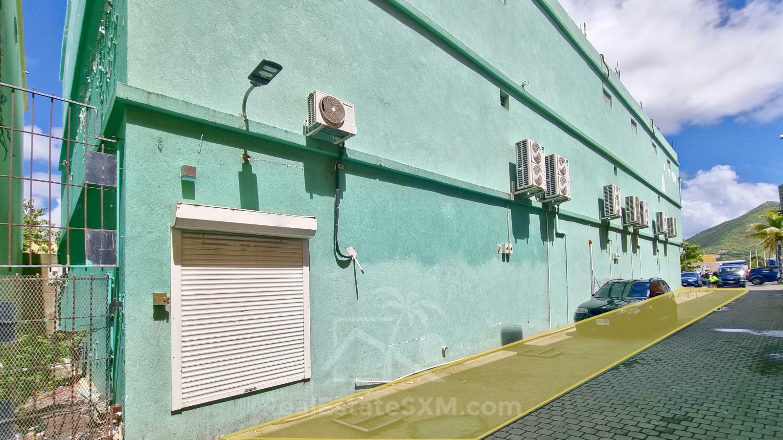 Philipsburg St Maarten 3-storey very spacious commercial building FOR RENT. Super Plaza 