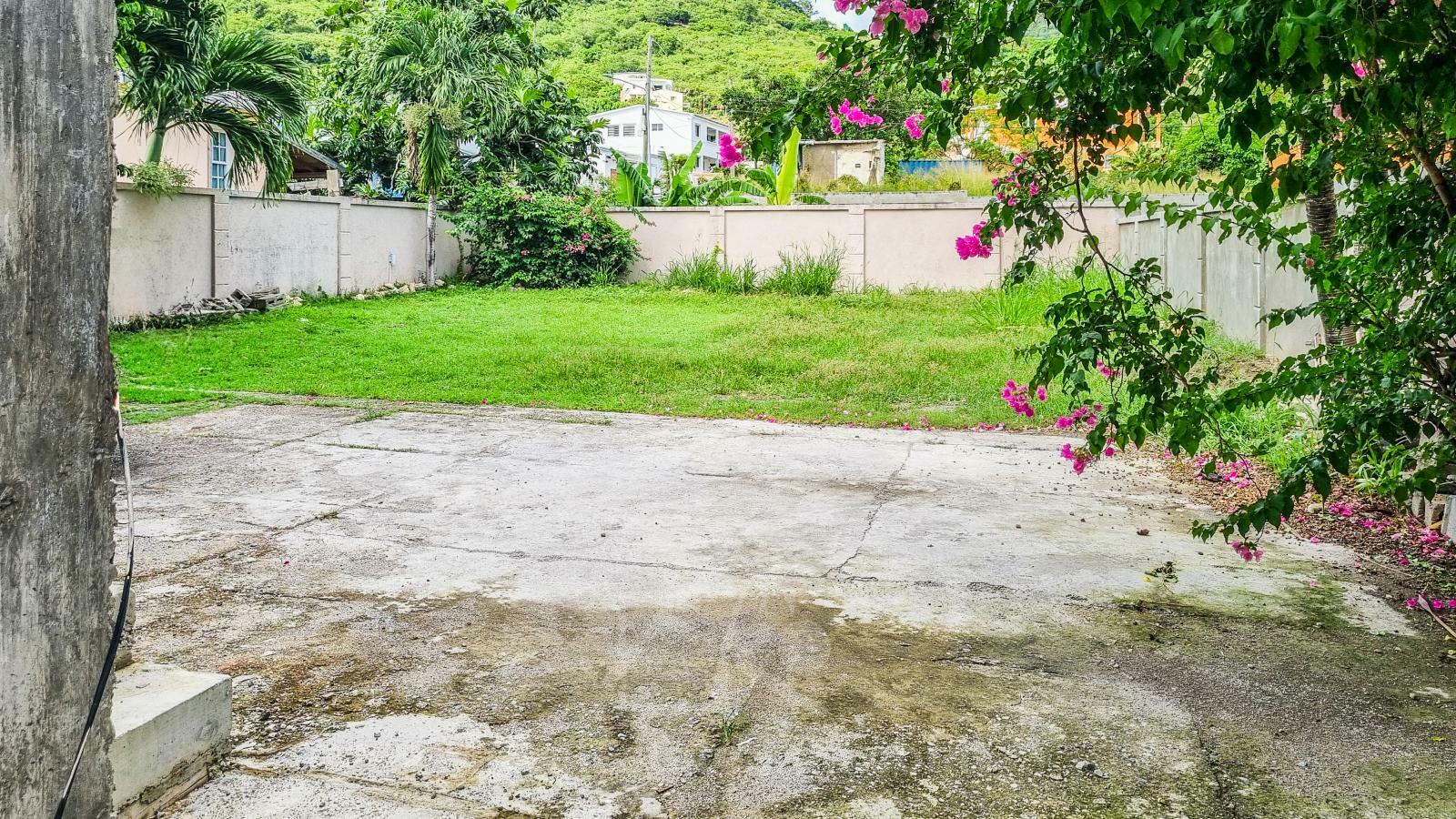 St Peters 2BR spacious apartment FOR RENT SXM. Convenient location. Gated. Renovated. Semi-furnished