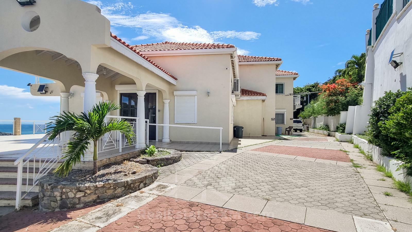 Luxury Caribbean property for sale in St Maarten: Villa Athena, Beethoven Rd. Unbelievable views! 
