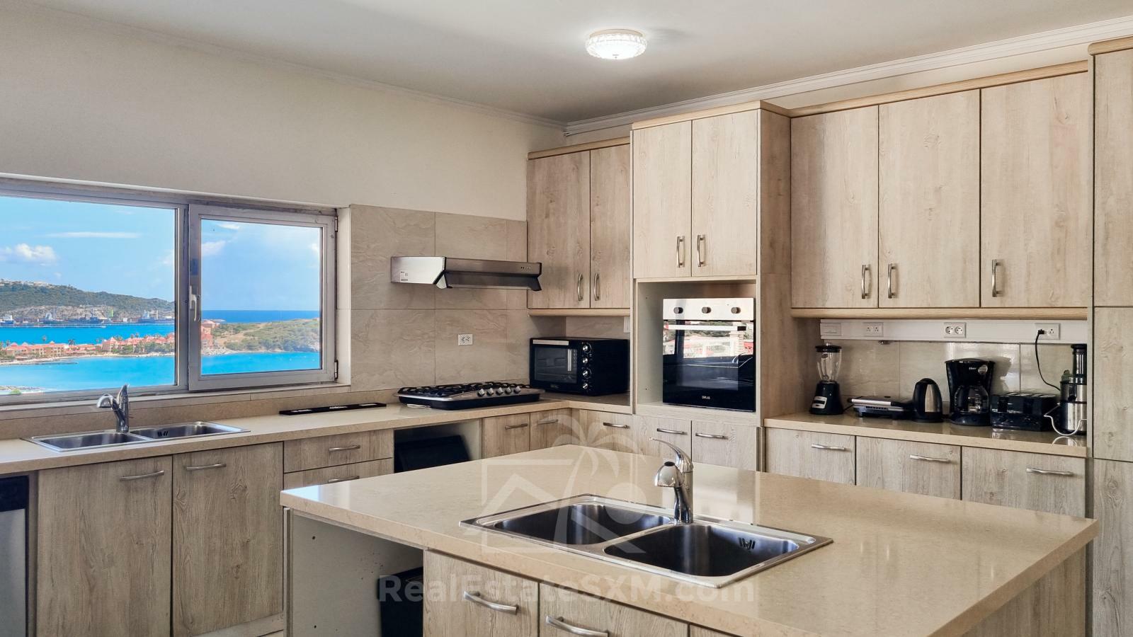 Luxury Caribbean property for sale in St Maarten: Villa Athena, Beethoven Rd. Unbelievable views! 