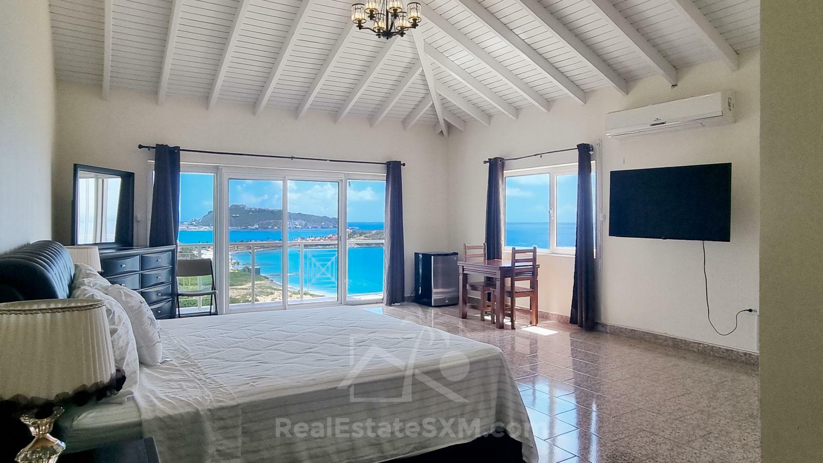 Luxury Caribbean property for sale in St Maarten: Villa Athena, Beethoven Rd. Unbelievable views! 