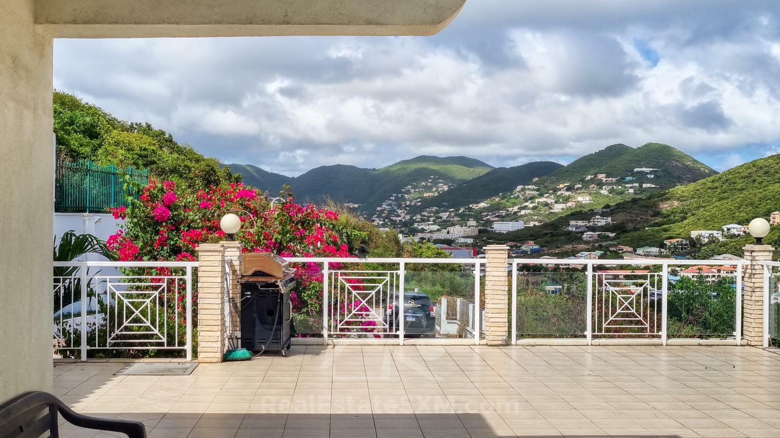Luxury Caribbean property for sale in St Maarten: Villa Athena, Beethoven Rd. Unbelievable views! 