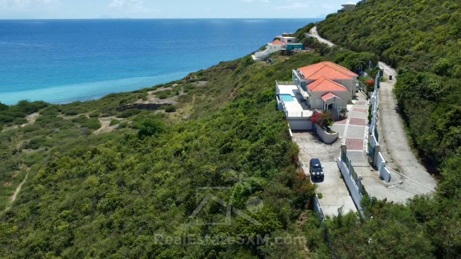 Luxury Caribbean property for sale in St Maarten: Villa Athena, Beethoven Rd. Unbelievable views! 
