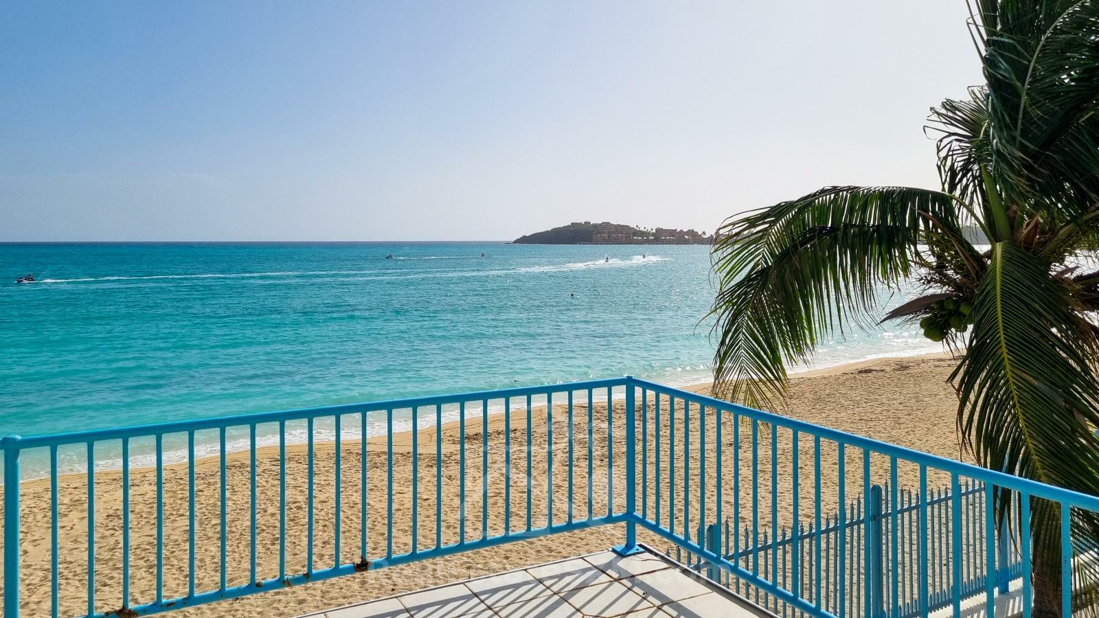 Caribbean Beachfront Villa in St Maarten for sale. Great Bay. Gated exclusive community