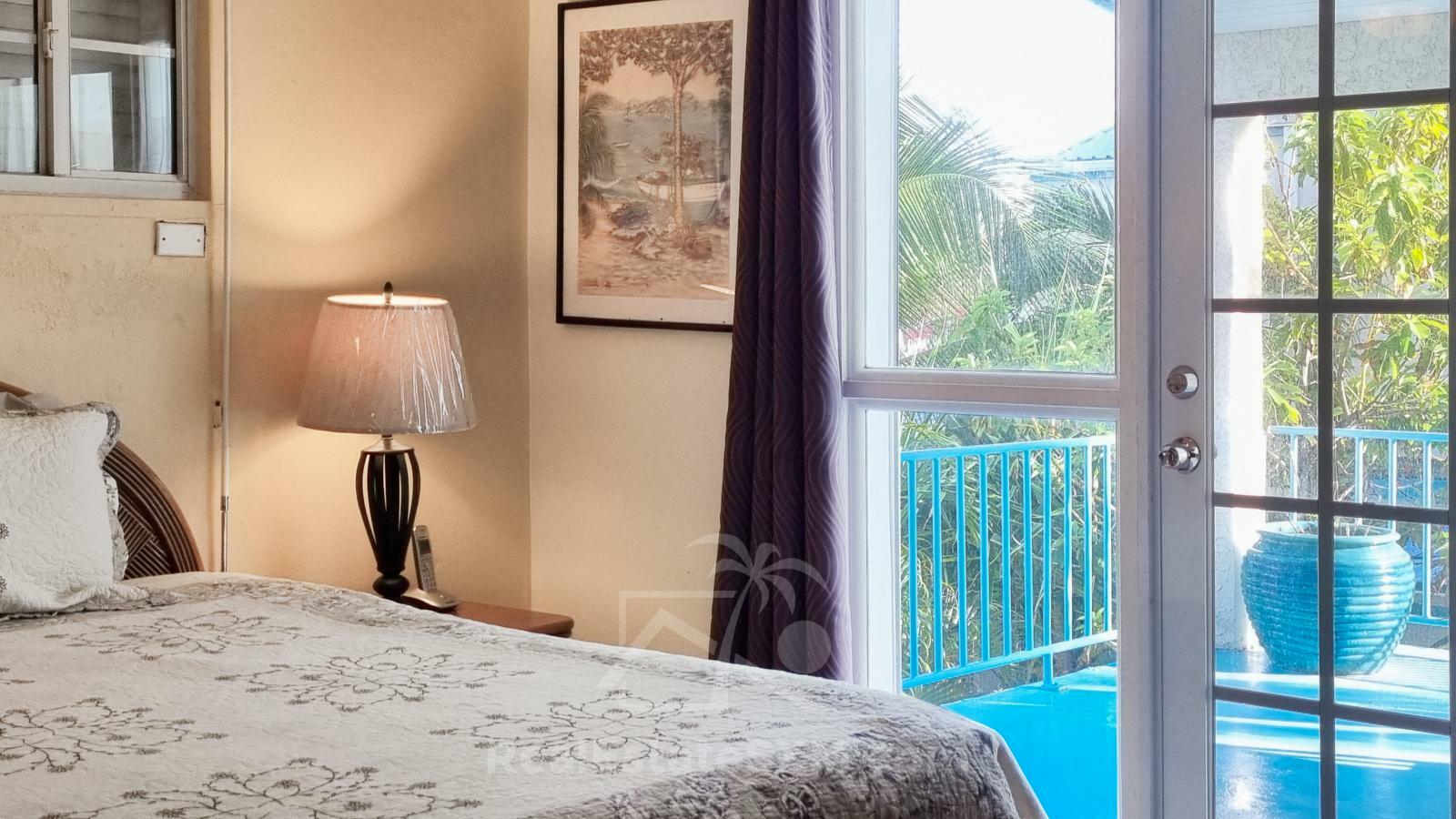 St Maarten Villa for sale at the Beach. Caribbean Dream. Great Bay, gated exclusive community
