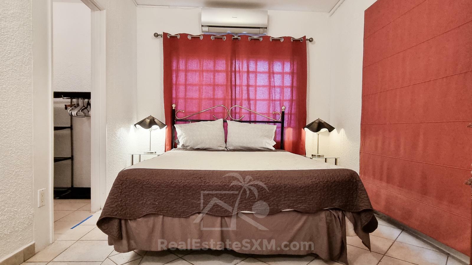 St Maarten Villa for sale at the Beach. Caribbean Dream. Great Bay, gated exclusive community