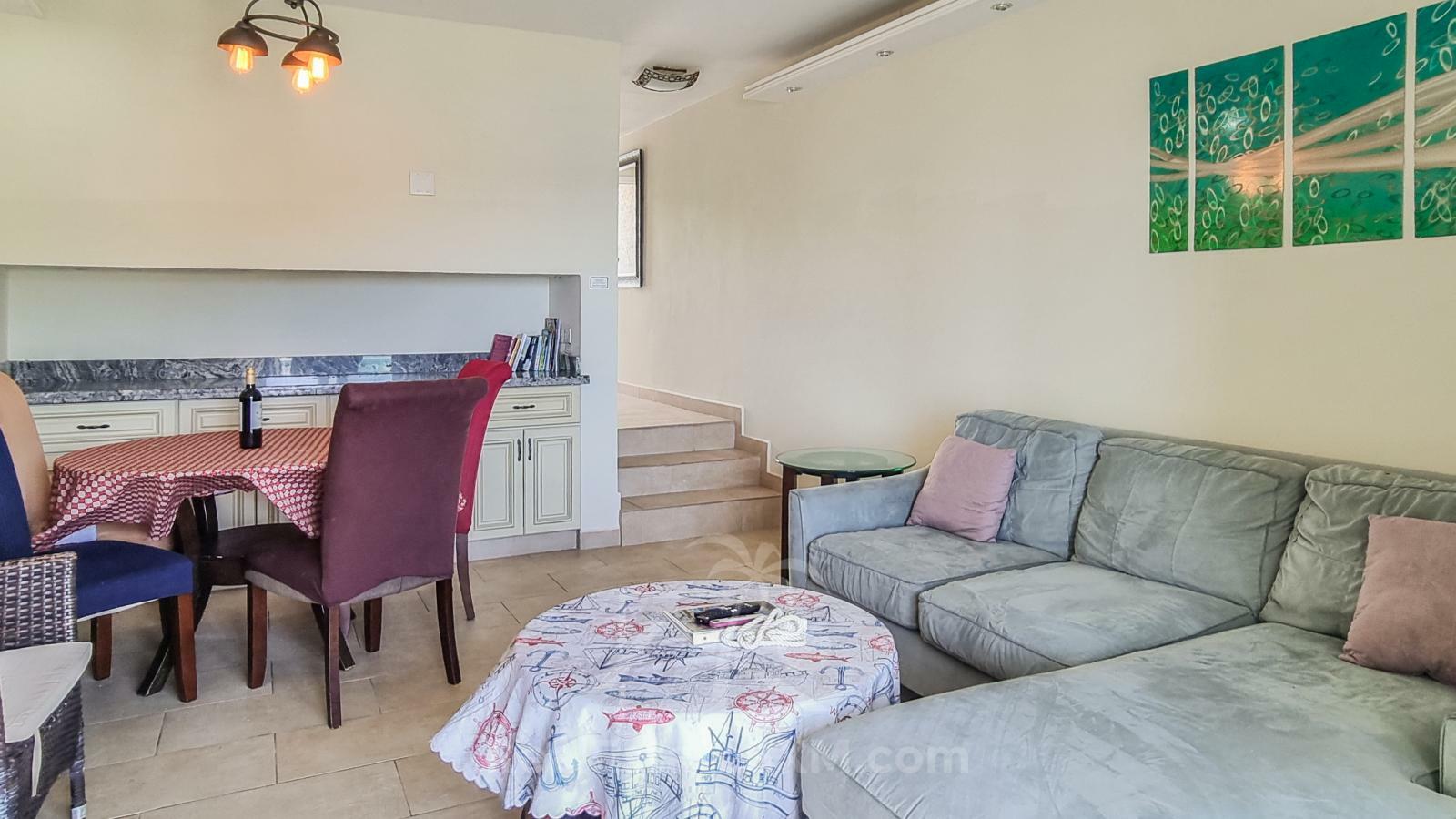 St Maarten home FOR SALE 2-bedroom condo Ocean-Front in Point Blanche. Swimming Pool. 