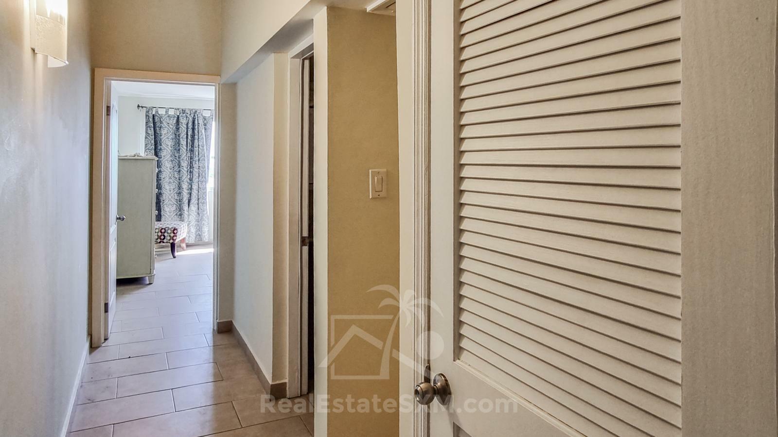 St Maarten home FOR SALE 2-bedroom condo Ocean-Front in Point Blanche. Swimming Pool. 