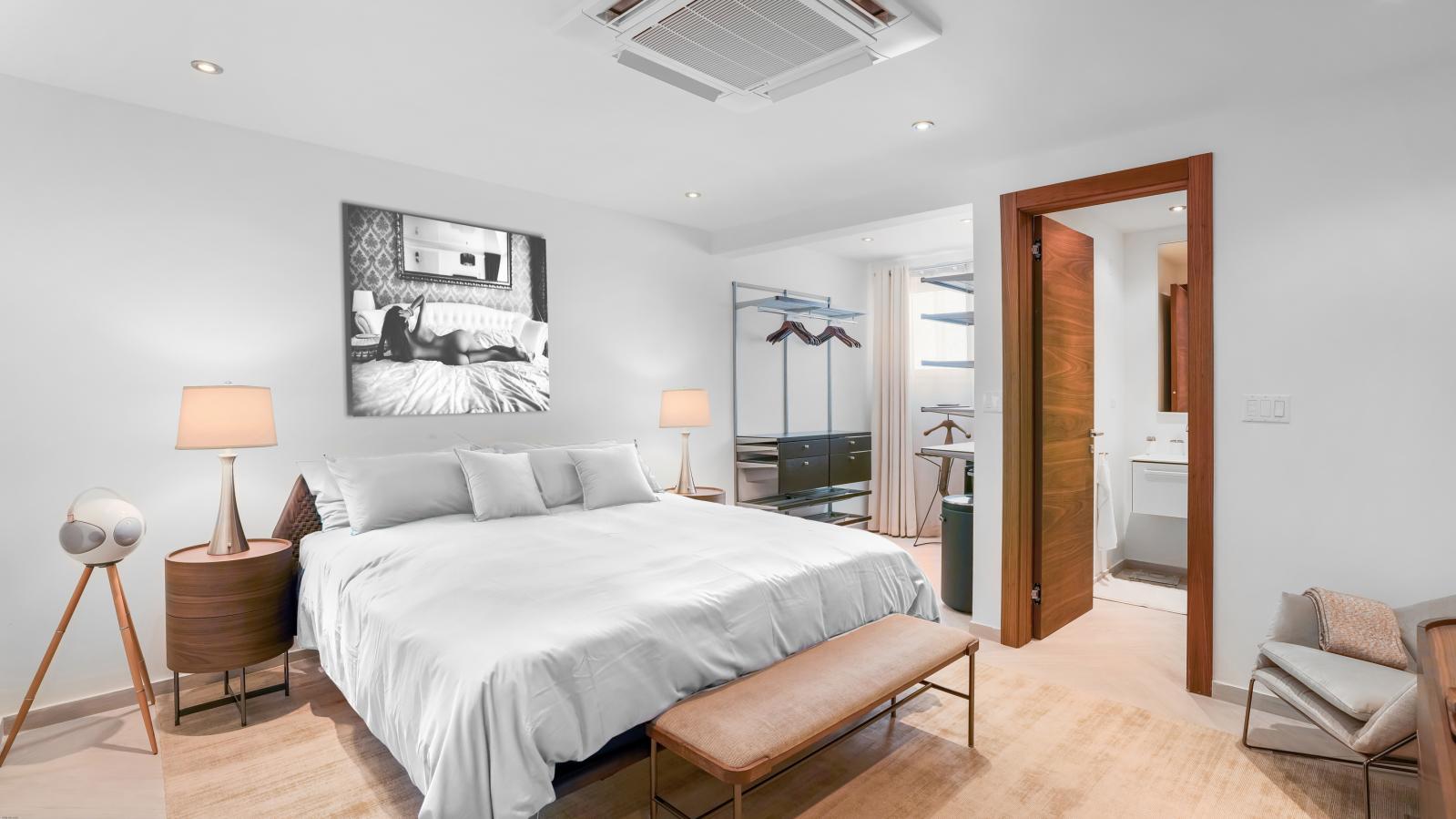 Luxury Modern Beachfront Condo in St Maarten, Simpson Bay Beach Aqualina. Caribbean Sea Sunsets view