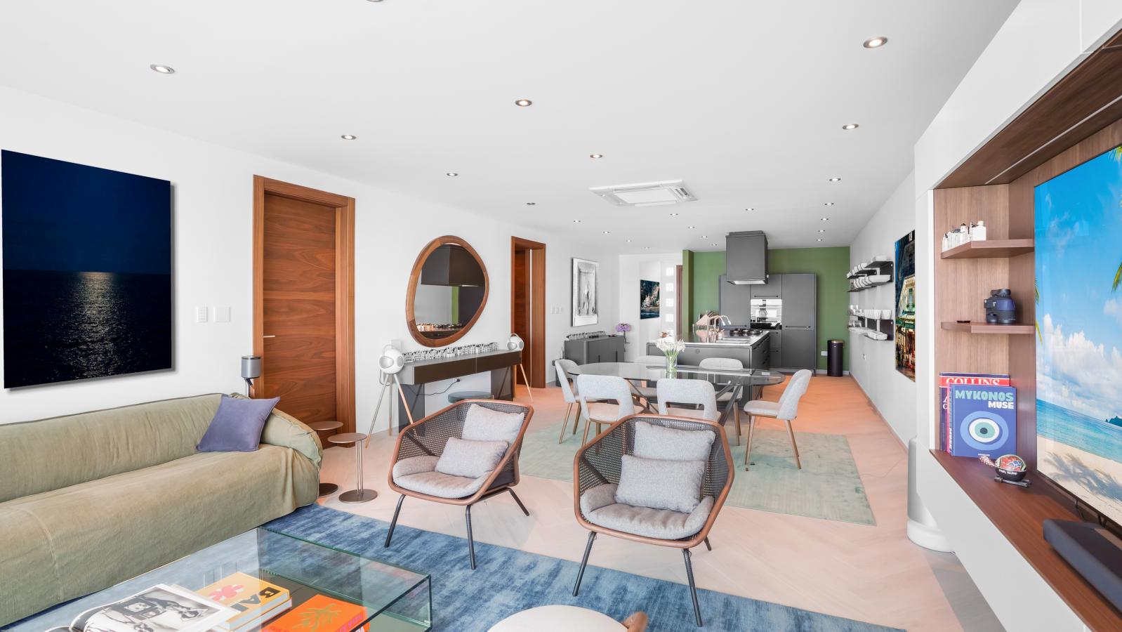 Luxury Modern Beachfront Condo in St Maarten, Simpson Bay Beach Aqualina. Caribbean Sea Sunsets view