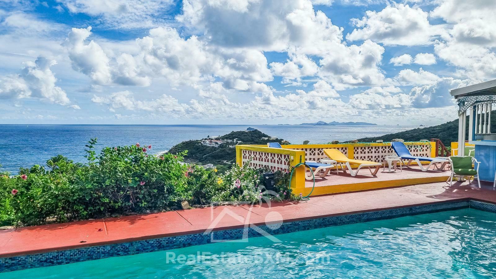 RENT Standalone Townhouse in Guana Bay, Sint Maarten. Peaceful living. Ocean view. Garage. Generator