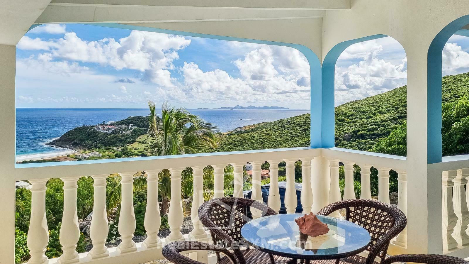 RENT Standalone Townhouse in Guana Bay, Sint Maarten. Peaceful living. Ocean view. Garage. Generator