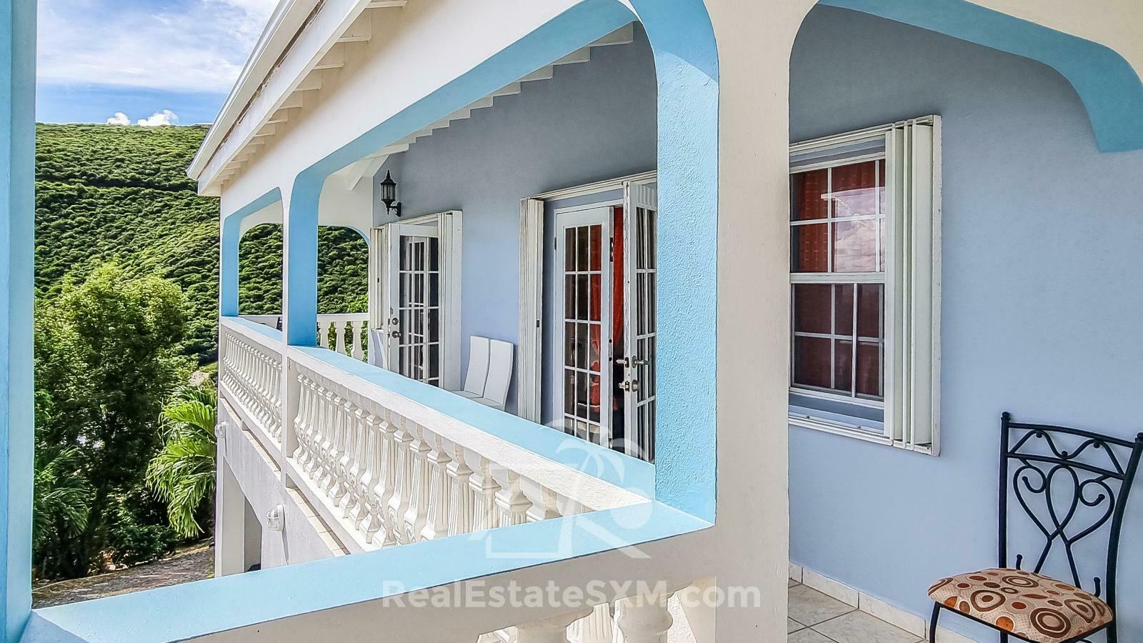 RENT Standalone Townhouse in Guana Bay, Sint Maarten. Peaceful living. Ocean view. Garage. Generator