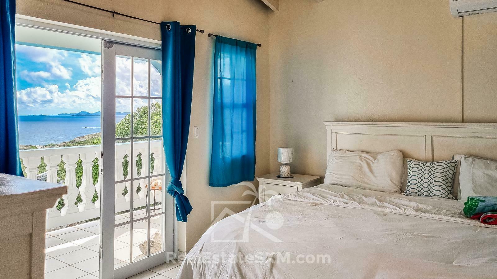 RENT Standalone Townhouse in Guana Bay, Sint Maarten. Peaceful living. Ocean view. Garage. Generator