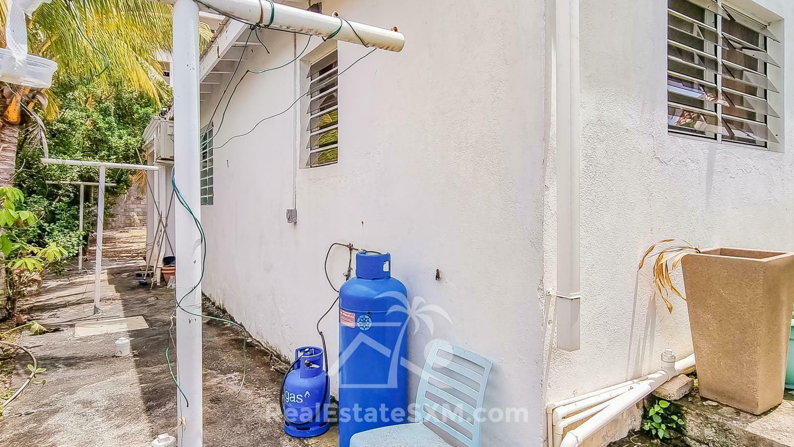 St Maarten House For Sale. Point Blanche. Flat land.  4BR + extra income 2x 1BR. Garage