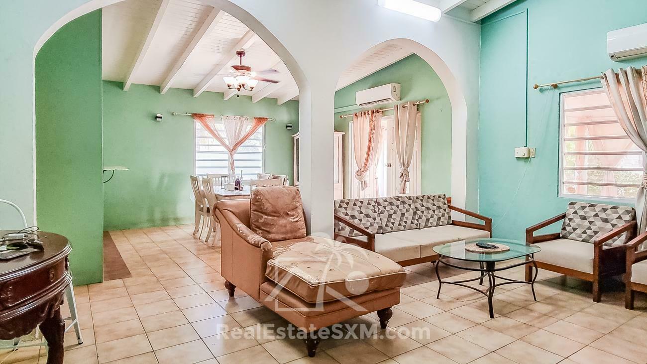 St Maarten House For Sale. Point Blanche. Flat land.  4BR + extra income 2x 1BR. Garage