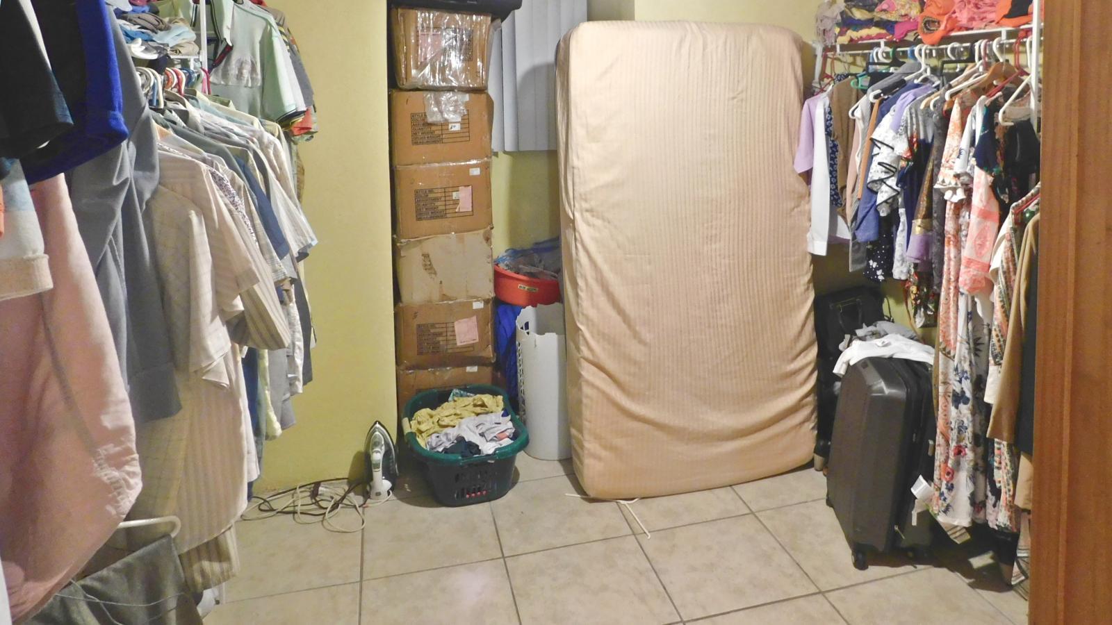 St Maarten House For Sale. Point Blanche. Flat land.  4BR + extra income 2x 1BR. Garage