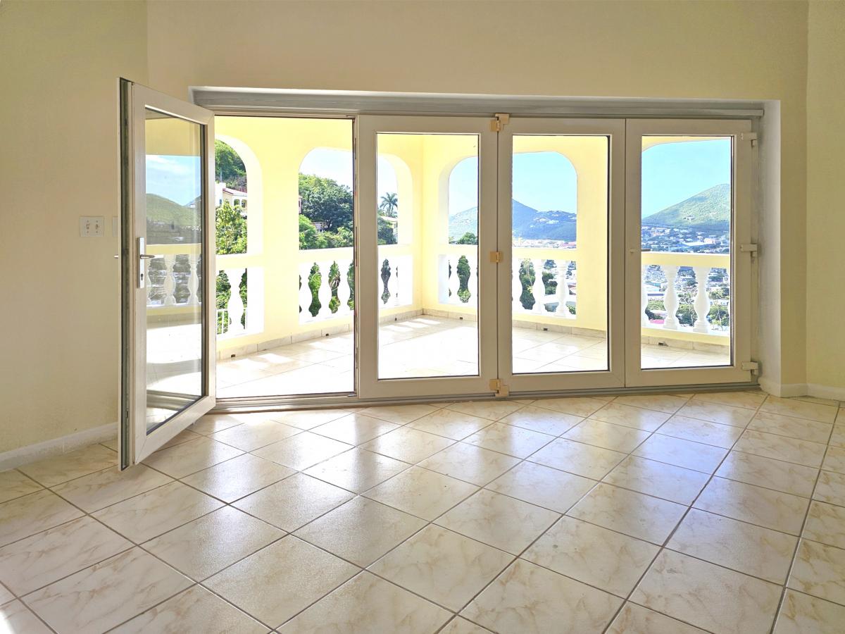Standalone house for sale SXM Mary's Fancy. Secluded. Gated. Hillside. Beautiful View. 