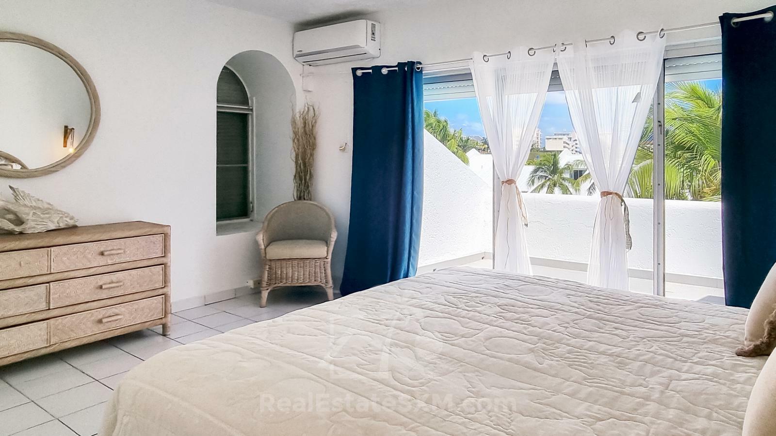 Oceanfront 3-Bedroom Condo in Cupecoy Beach Club SXM. Caribbean Sunsets! Spacious. 2-levels