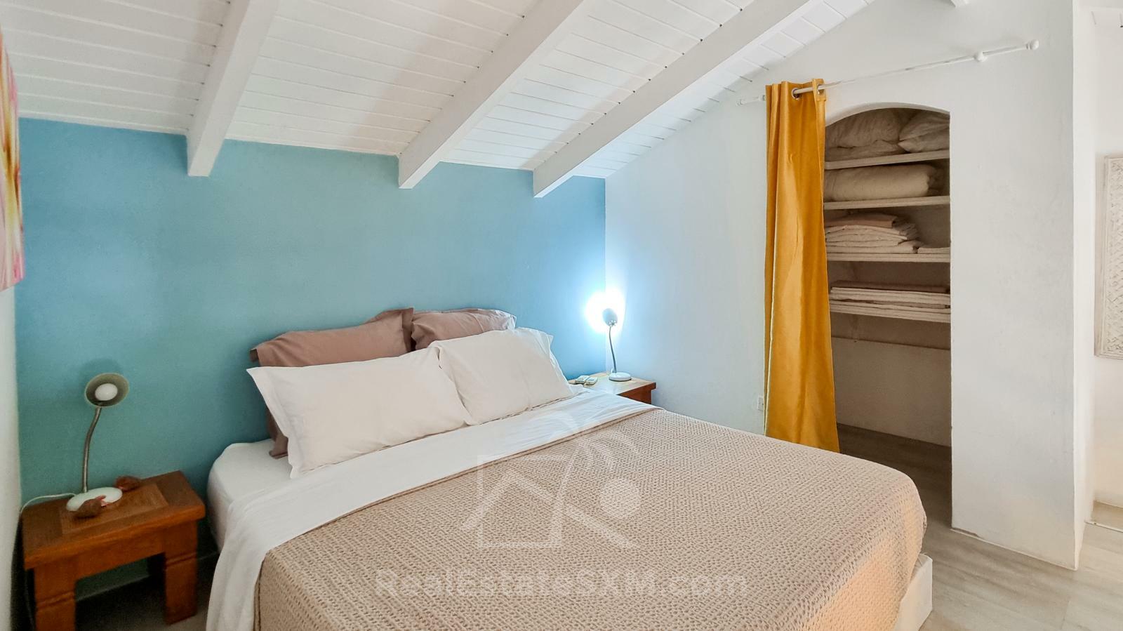 Condo for sale Pelican Key St Maarten. 2 studios in 1. Beautiful peaceful location. Rental potential