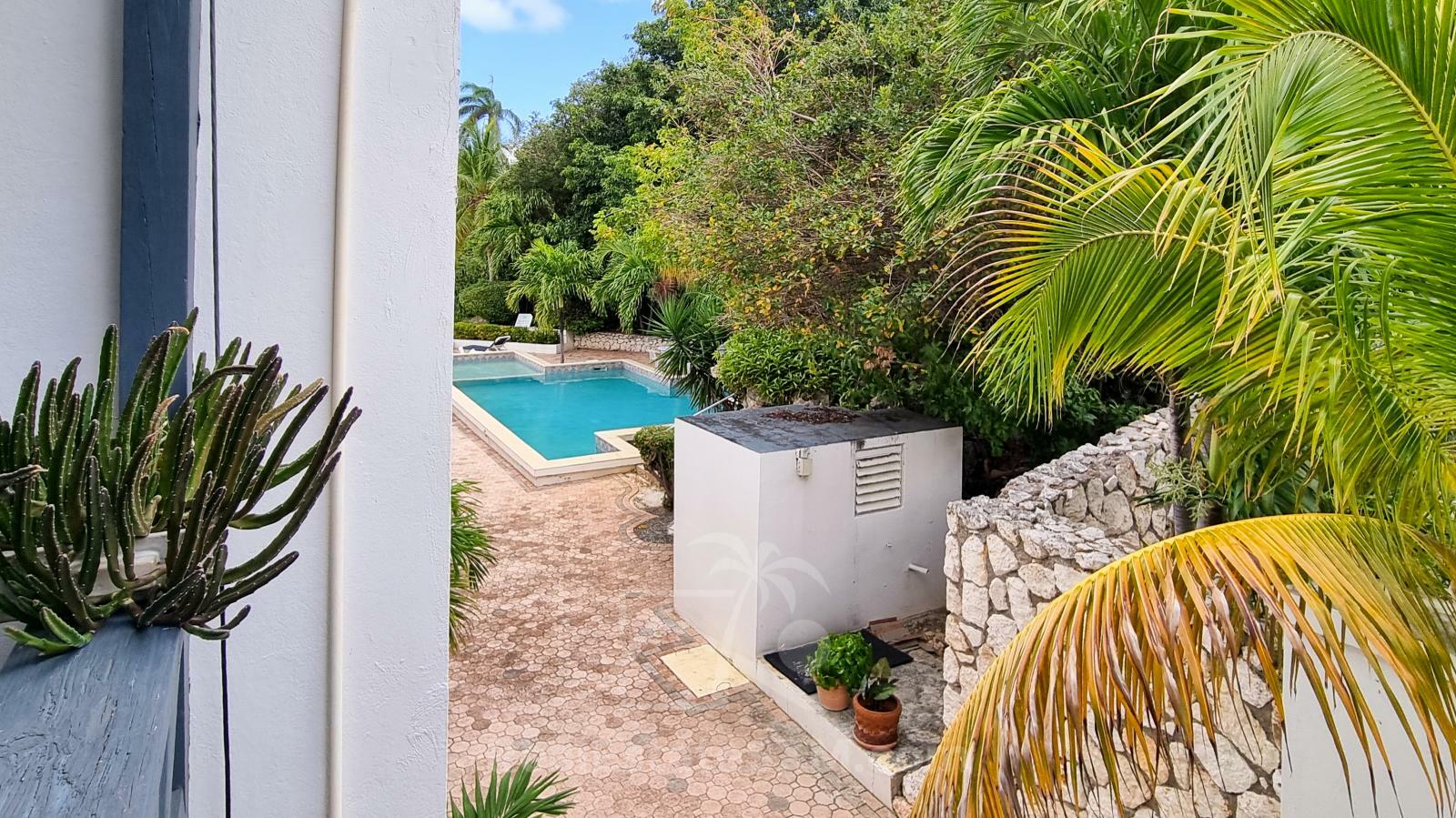 Condo for sale Pelican Key St Maarten. 2 studios in 1. Beautiful peaceful location. Rental potential