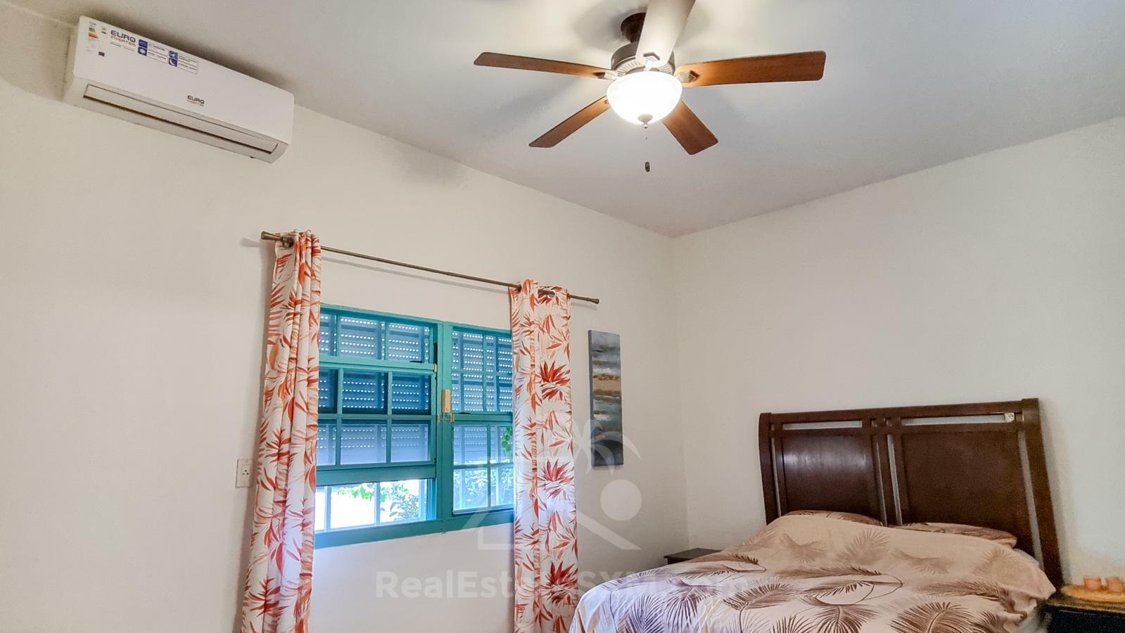 FOR RENT Corner Townhouse with Stunning Caribbean Sea Views in Pelican Key SXM. Yard. Prime location