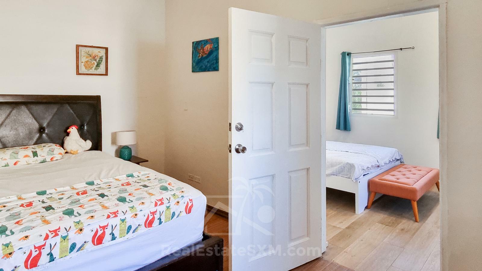 FOR RENT Corner Townhouse with Stunning Caribbean Sea Views in Pelican Key SXM. Yard. Prime location