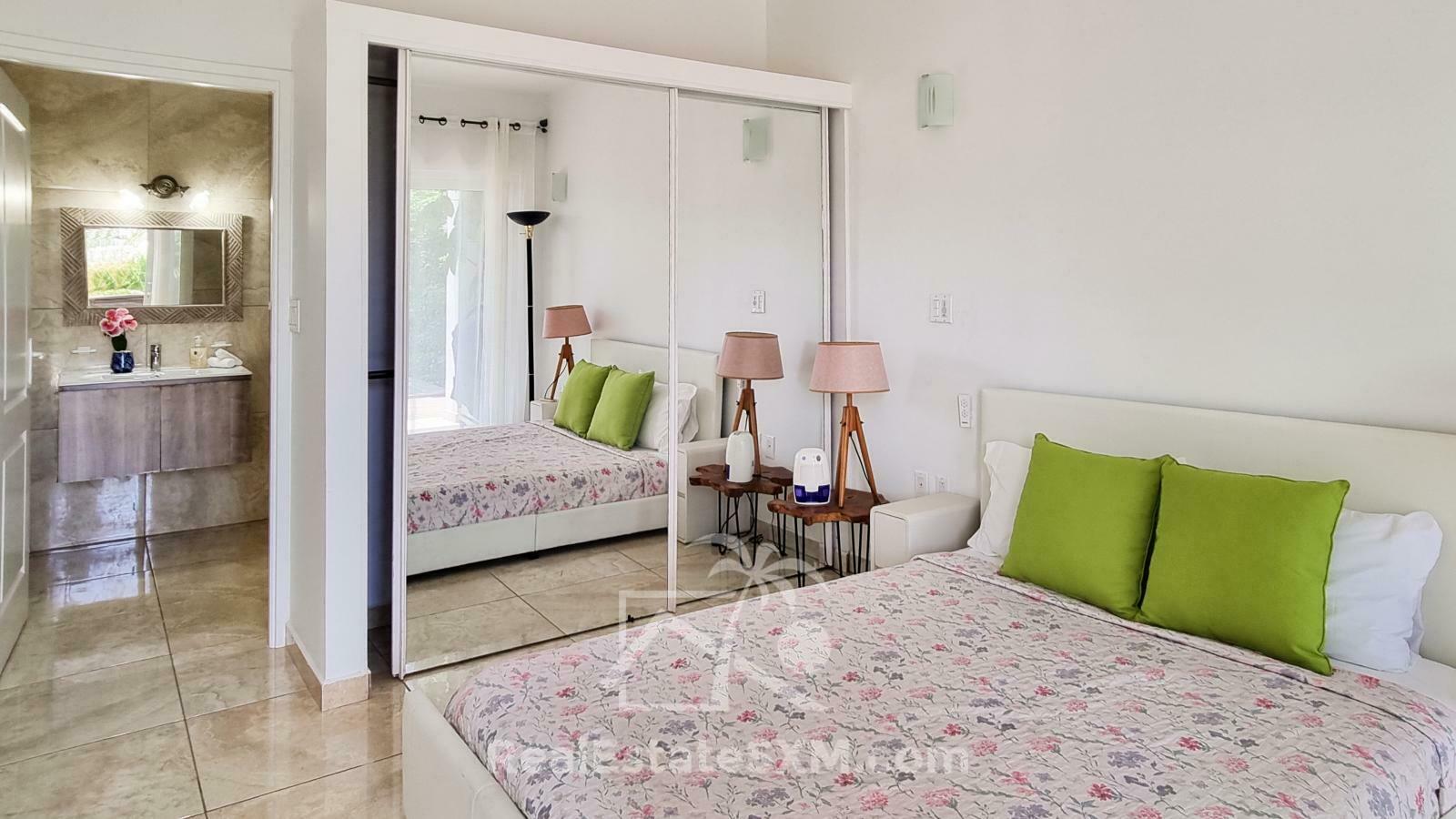 Modern Luxury Villa in Indigo Bay St Maarten FOR SALE. Views & Caribbean Sunsets. Rooftop. SeaVista