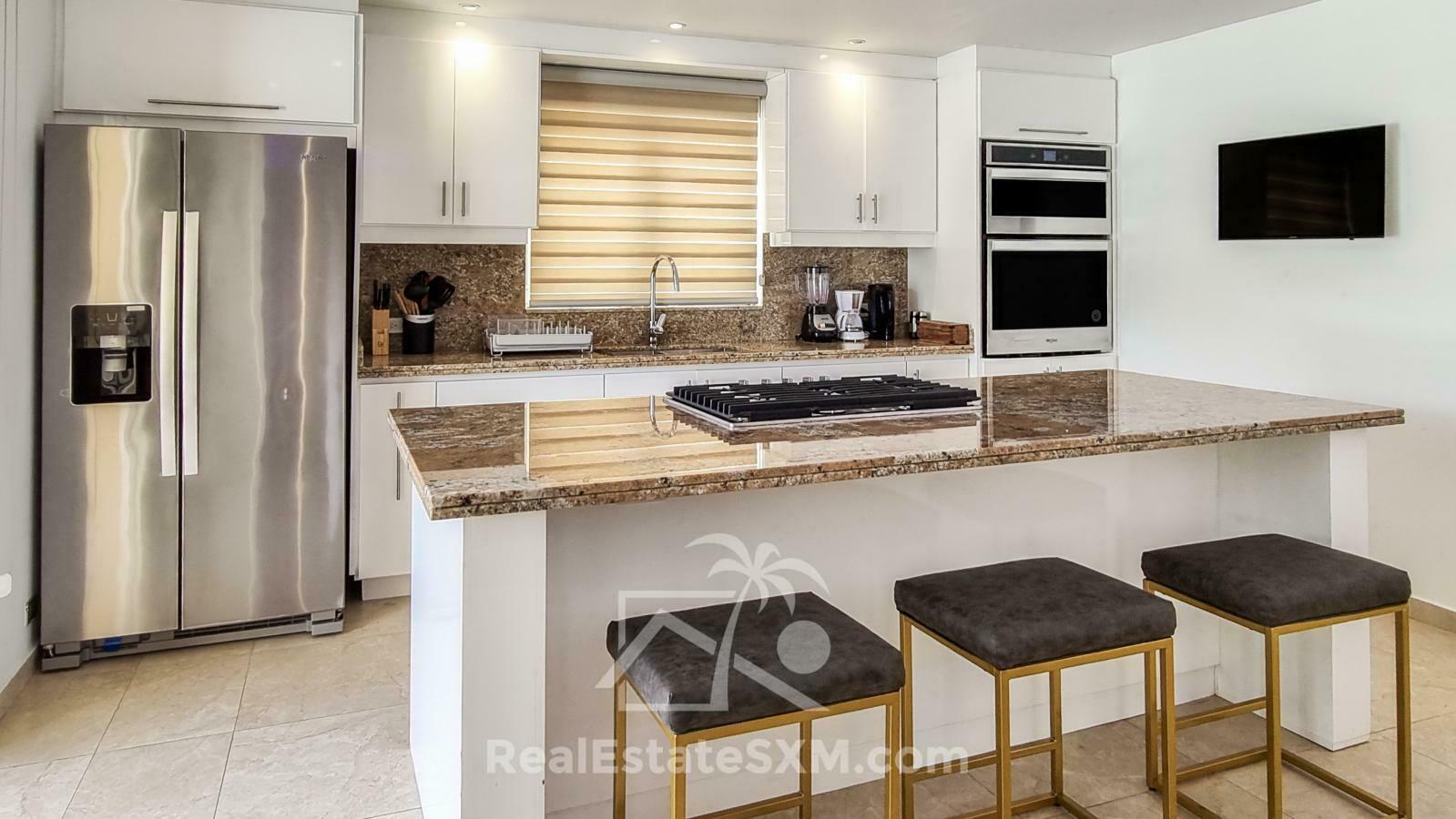 2-Bedroom Townhouse with Private Pool. Valley Estate, St. Maarten. Beautiful Views. Gated Peaceful