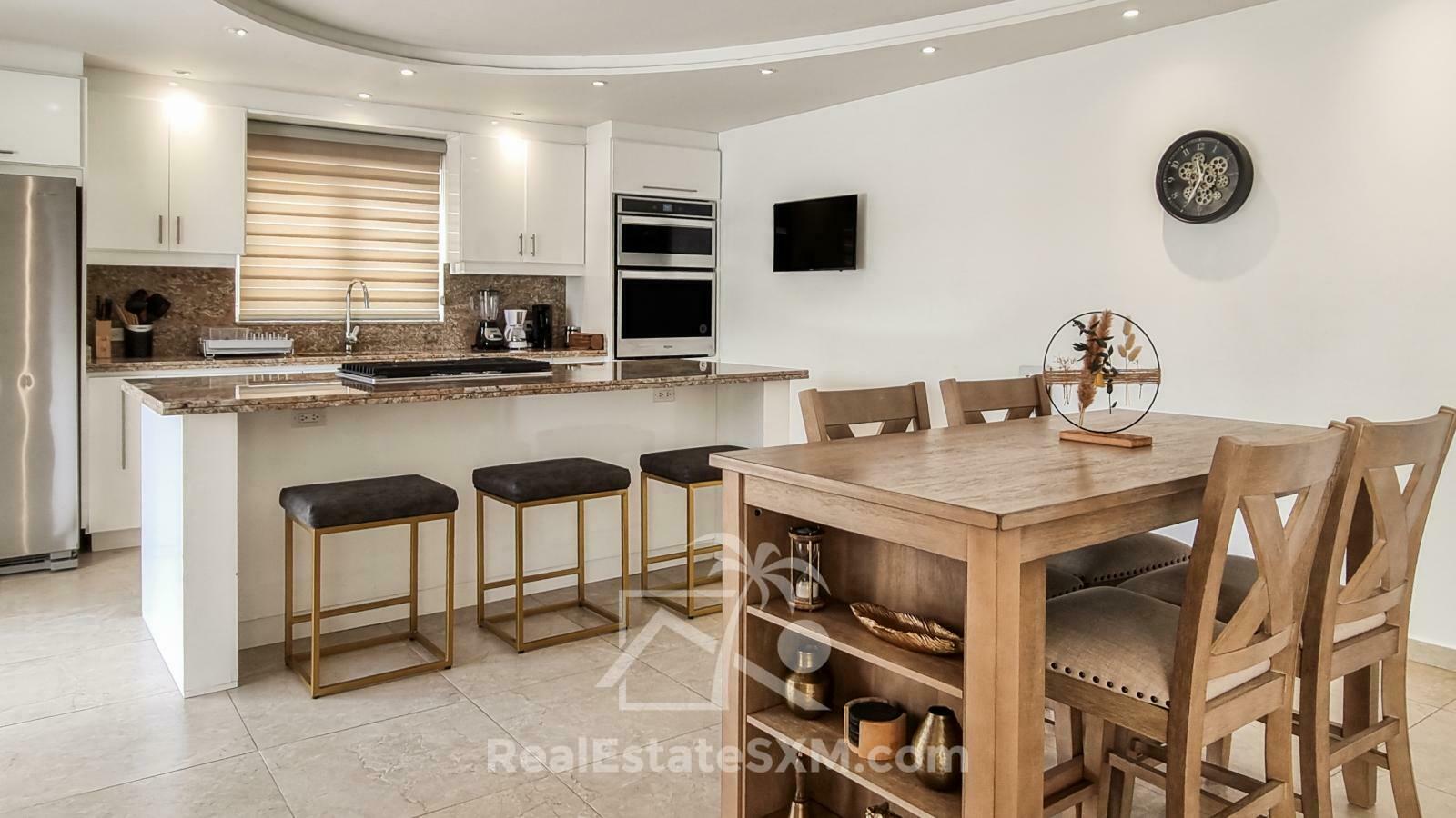 2-Bedroom Townhouse with Private Pool. Valley Estate, St. Maarten. Beautiful Views. Gated Peaceful