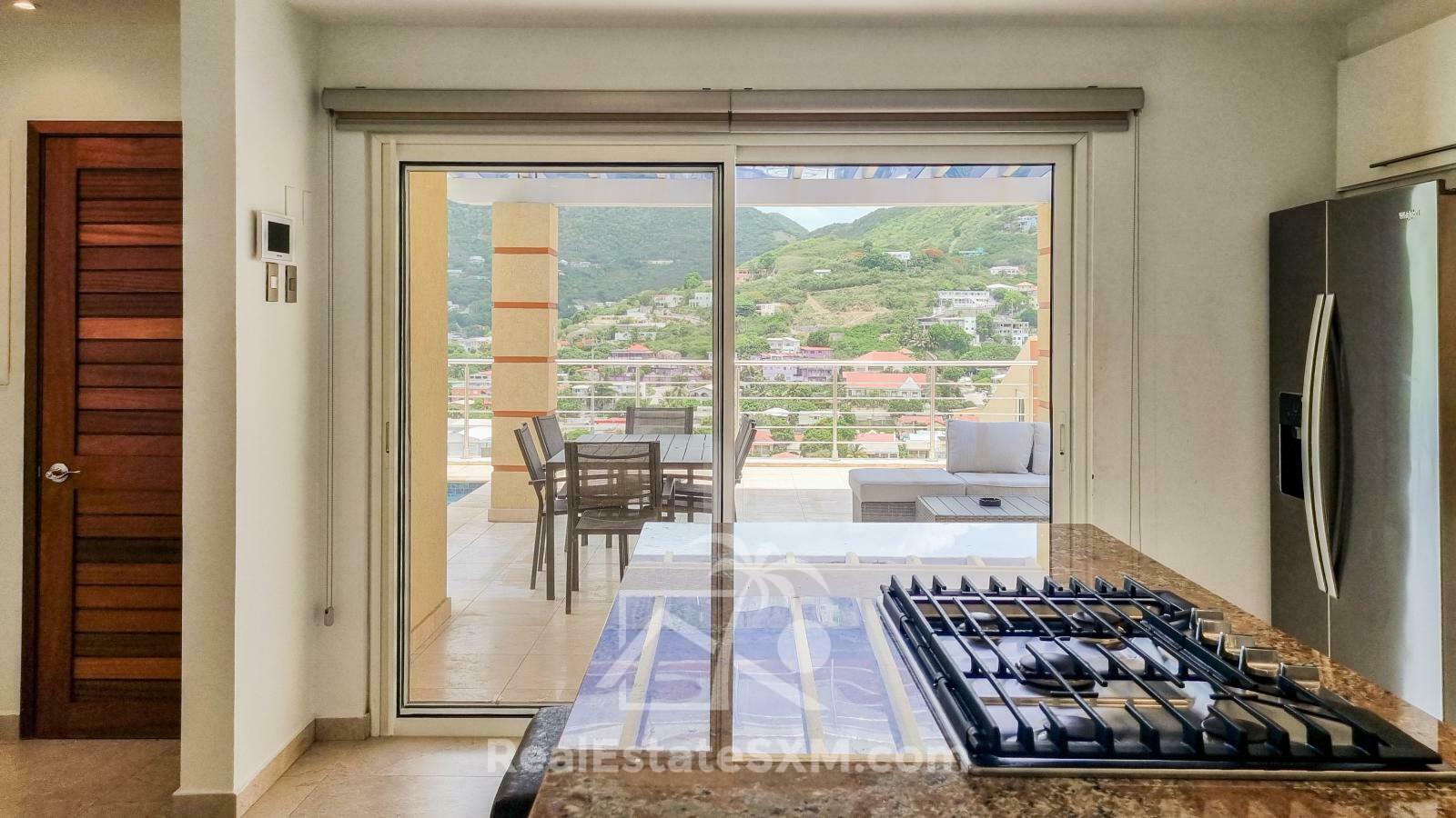 2-Bedroom Townhouse with Private Pool. Valley Estate, St. Maarten. Beautiful Views. Gated Peaceful